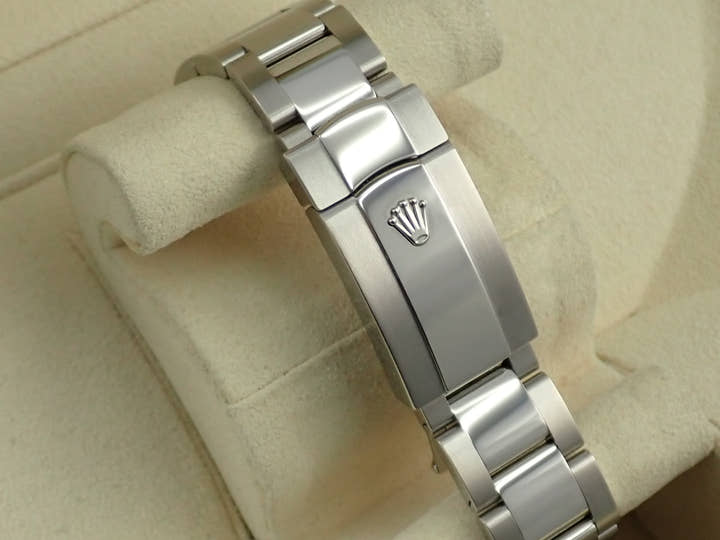 ロレックス ミルガウス Ref.116400GV ステンレススチール Zブルー文字盤