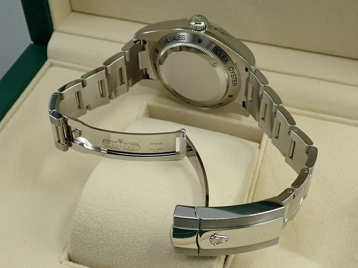 ロレックス ミルガウス Ref.116400GV ステンレススチール Zブルー文字盤