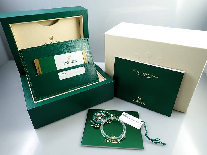 ロレックス ミルガウス Ref.116400GV ステンレススチール Zブルー文字盤