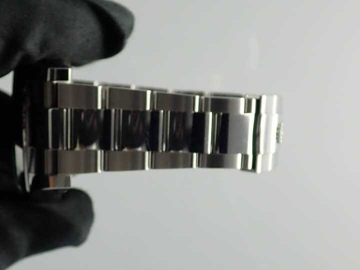 ロレックス ミルガウス Ref.116400GV Zブルー文字盤 中古 milgauss-41