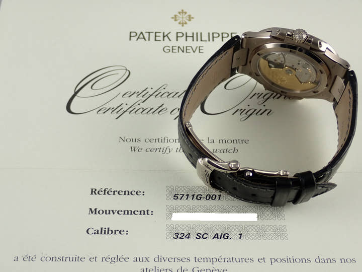 Patek Philippe Nautilus Ref.5711G-001 Grey Dial Used nautilus-103
