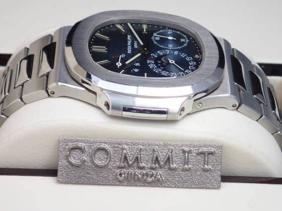 Patek Philippe Nautilus Ref.5712/1A Black and Blue Dial Used nautilus-10