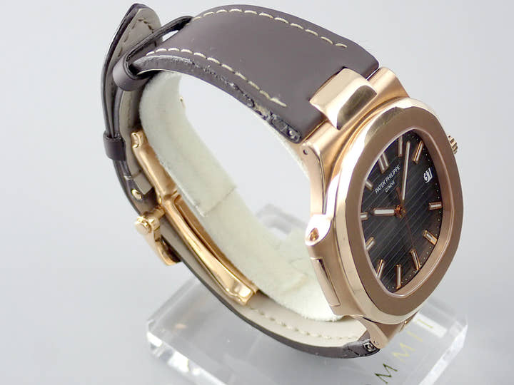 Patek Philippe Nautilus Ref.5711R-001 Brown Dial Used nautilus-112
