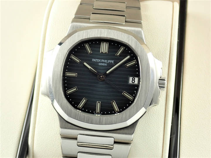パテックフィリップ ノーチラス Ref.5800/1A-001 ステンレススチール ブルー文字盤