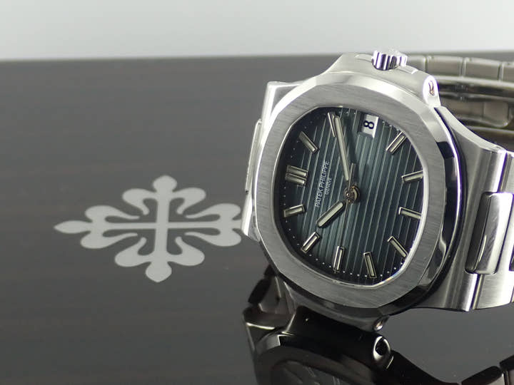 パテックフィリップ ノーチラス Ref.5800/1A-001 ステンレススチール ブルー文字盤