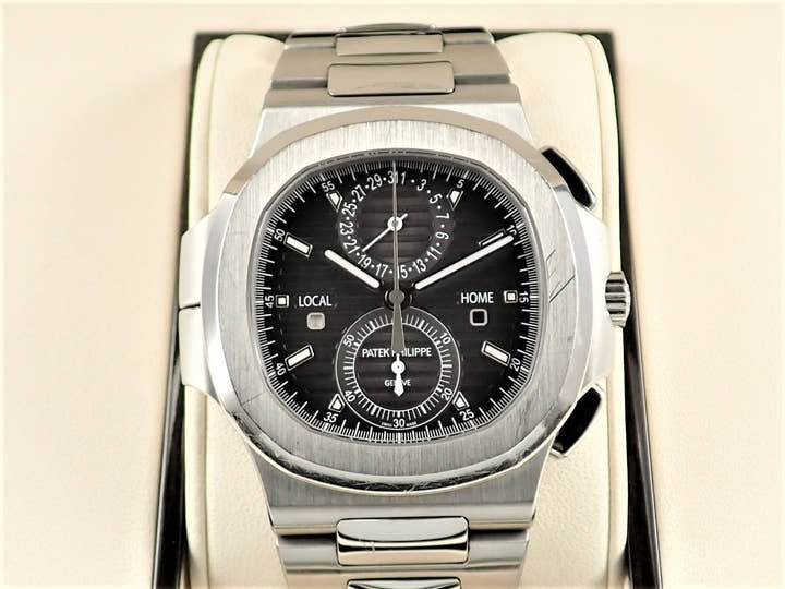 パテックフィリップ ノーチラス トラベルタイム クロノグラフ Ref.5990/1A-001 ステンレススチール ブラックグラデーション文字盤