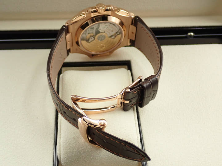パテックフィリップ ノーチラス クロノグラフ Ref.5980R-001 ローズゴールド ブラウン文字盤