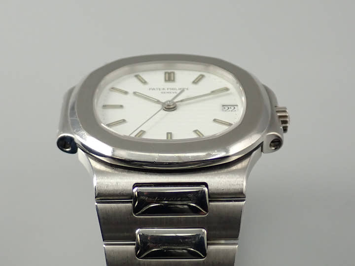 パテックフィリップ ノーチラス Ref.3800/1 ステンレススチール ホワイト文字盤