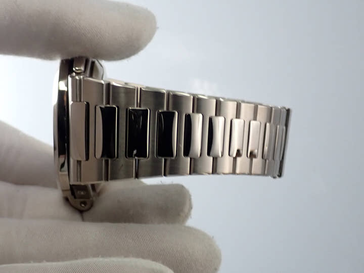 パテックフィリップ ノーチラス クロノグラフ 40周年記念 Ref.5976/1G-001 ホワイトゴールド ブルー・ソレイユ文字盤