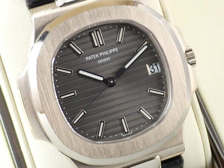 パテックフィリップ ノーチラス Ref.5711G-001 ホワイトゴールド グレー文字盤