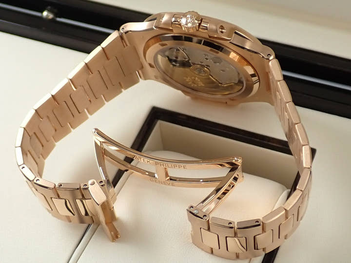 パテックフィリップ ノーチラス Ref.5711/1R-001 ローズゴールド ブラウン・ブラック・グラデーション文字盤