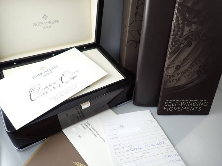 パテックフィリップ ノーチラス Ref.5711/1R-001 ローズゴールド ブラウン・ブラック・グラデーション文字盤