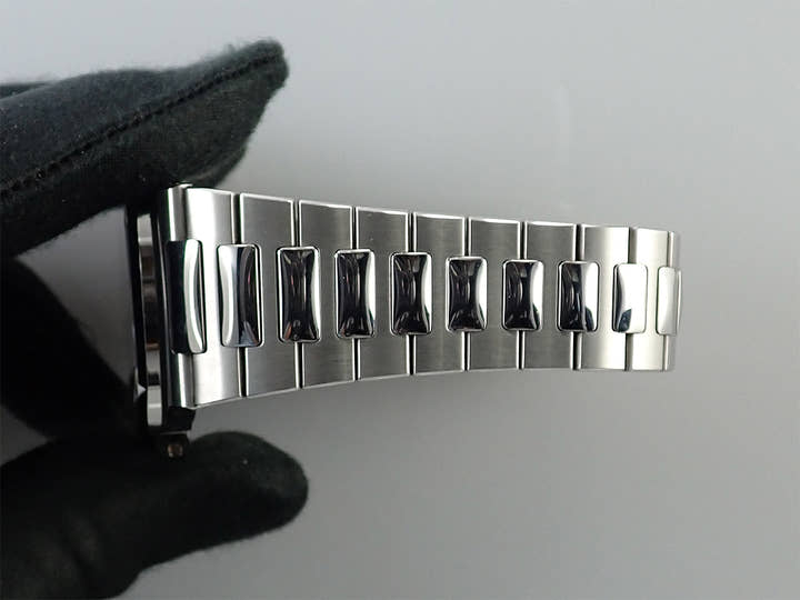 パテックフィリップ ノーチラス Ref.5711/1A-010 ステンレススチール ブルー文字盤