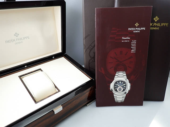 パテックフィリップ ノーチラス クロノグラフ Ref.5980/1A-001 ステンレススチール ブルー文字盤