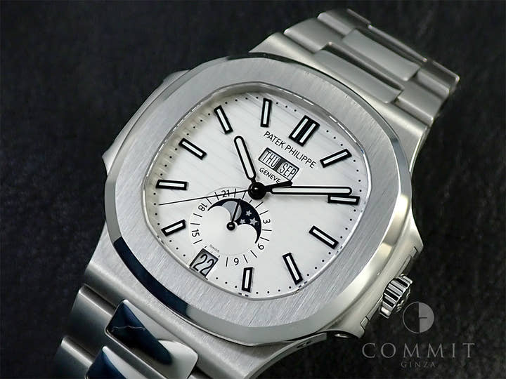 パテックフィリップ ノーチラス アニュアルカレンダー Ref.5726/1A-010 ステンレススチール ホワイト文字盤
