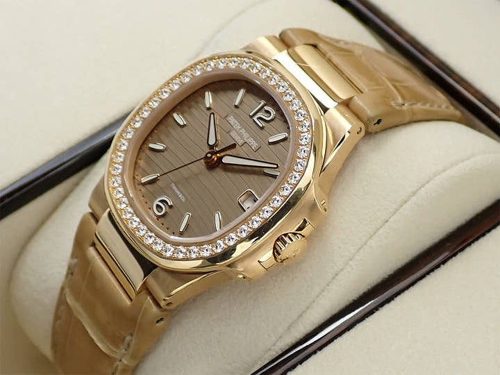 パテックフィリップ ノーチラス クォーツ TIFFANY&CO. Ref.7010R-012 ローズゴールド ゴールデン・ブラウン文字盤