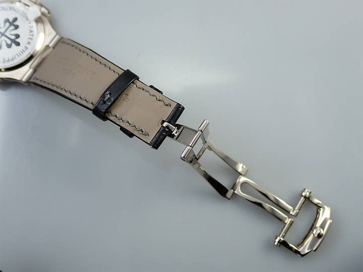 パテックフィリップ ノーチラス Ref.5711G-001 ホワイトゴールド グレー文字盤