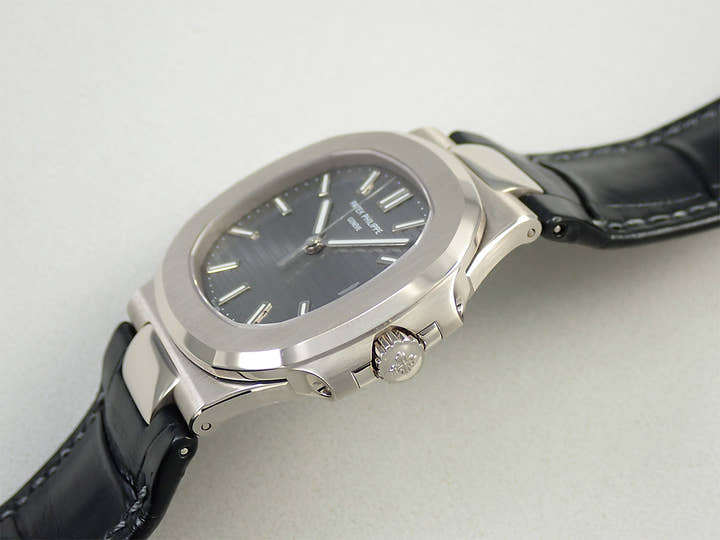 パテックフィリップ ノーチラス Ref.5711G-001 ホワイトゴールド グレー文字盤