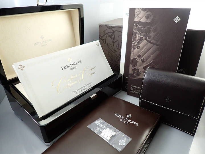 Patek Philippe Nautilus <Warranty, Box, etc.>