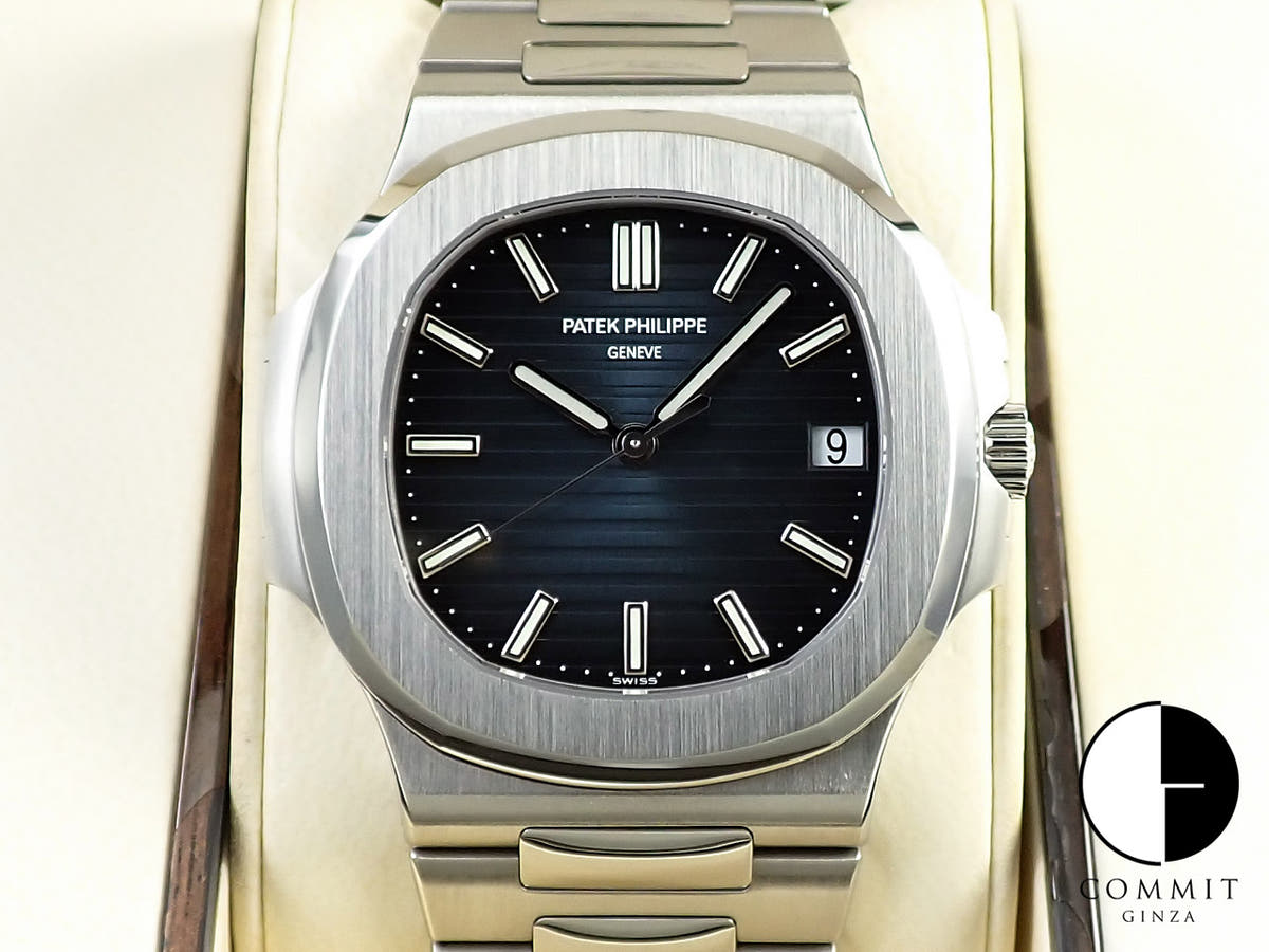 パテックフィリップ ノーチラス Ref.5711/1A-010 ステンレススチール ブルー文字盤