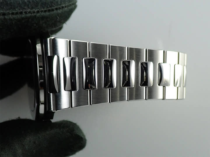 パテックフィリップ ノーチラス Ref.5711/1A-010 ステンレススチール ブルー文字盤