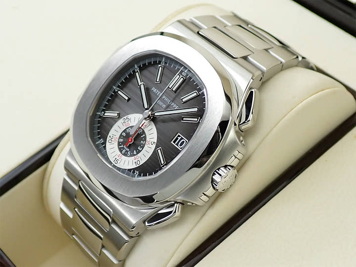 パテックフィリップ ノーチラス クロノグラフ Ref.5980/1A-014 ステンレススチール ブラック文字盤