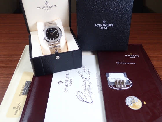 Patek Philippe Nautilus Ref.3711/1G Black Dial Used nautilus-2