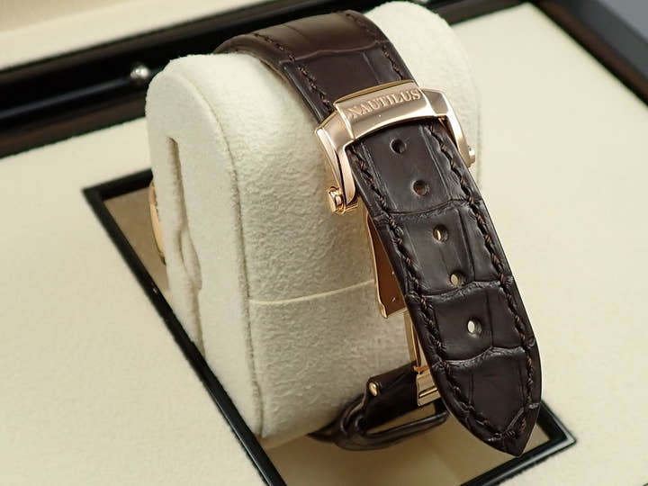 パテックフィリップ ノーチラス Ref.5712R-001 ローズゴールド ブラック ブラウン文字盤