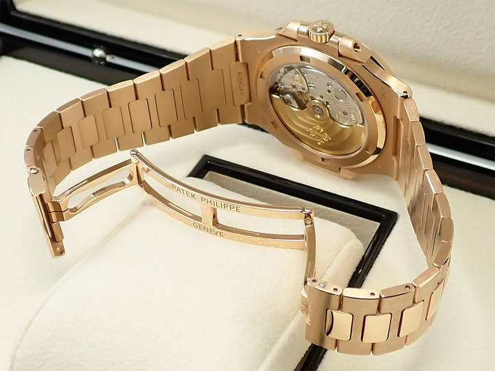 パテックフィリップ ノーチラス Ref.5711/1R-001 ローズゴールド ブラウン・ブラック・グラデーション文字盤