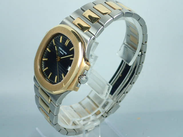 Patek Philippe Nautilus Ref.3800/1JA Blue Dial Used nautilus-31