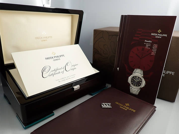 パテックフィリップ ノーチラス Ref.5800/1A-001 ステンレススチール ブルー文字盤