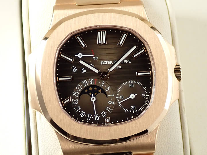 パテックフィリップ ノーチラス Ref.5712/1R-001 ローズゴールド ブラウン ソレイユ文字盤