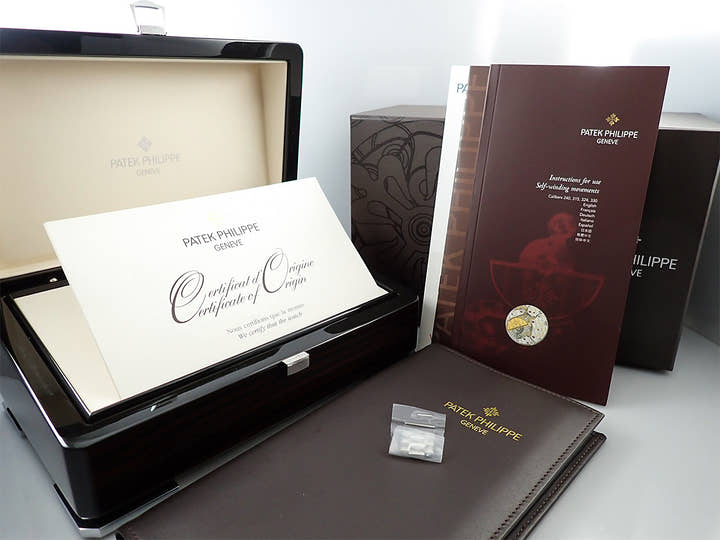 パテックフィリップ ノーチラス Ref.5711/1A-011 ステンレススチール ホワイト文字盤