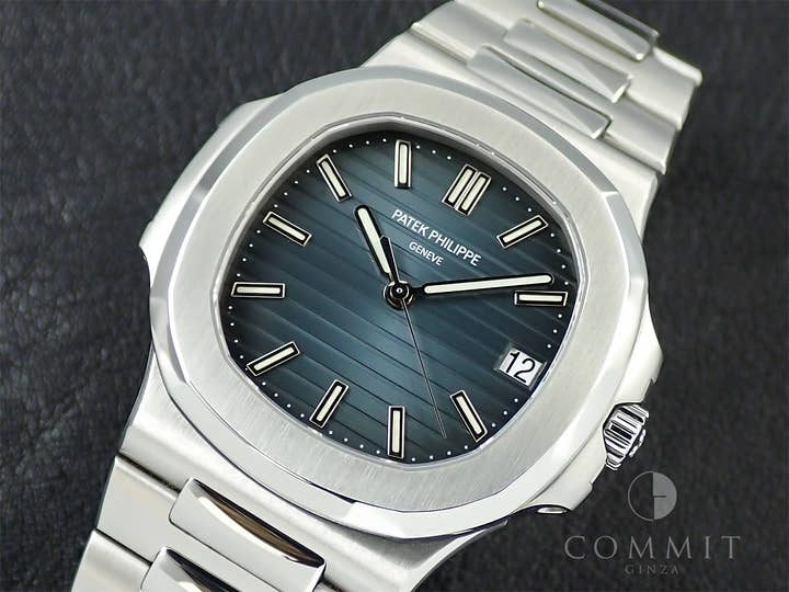 パテックフィリップ ノーチラス Ref.5711/1A-001 ステンレススチール ブルー文字盤