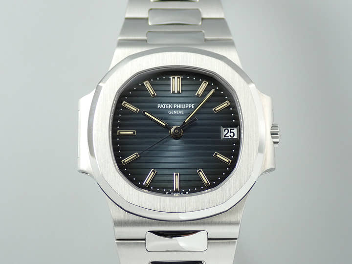 Patek Philippe Nautilus <Warranty, Box, etc.>