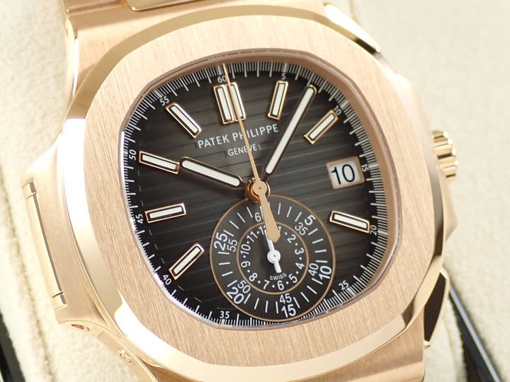 パテックフィリップ ノーチラス クロノグラフ Ref.5980/1R-001 ローズゴールド ブラックグラデーション文字盤