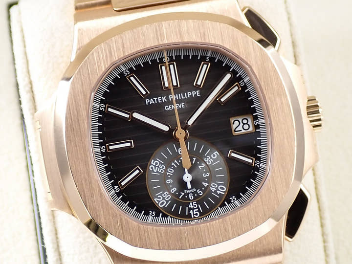 パテックフィリップ ノーチラス クロノグラフ Ref.5980/1R-001 ローズゴールド ブラックグラデーション文字盤