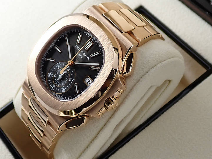 パテックフィリップ ノーチラス クロノグラフ Ref.5980/1R-001 ローズゴールド ブラックグラデーション文字盤