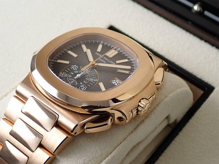 パテックフィリップ ノーチラス クロノグラフ Ref.5980/1R-001 ローズゴールド ブラックグラデーション文字盤