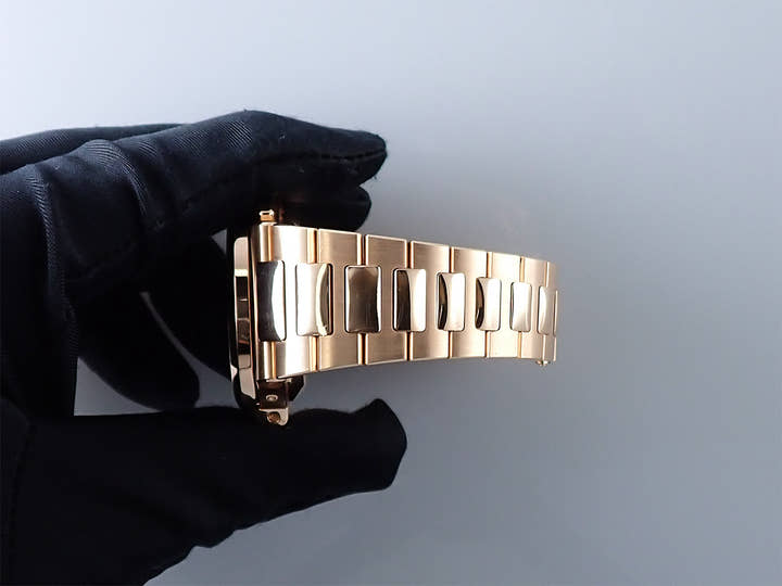 パテックフィリップ ノーチラス クロノグラフ Ref.5980/1R-001 ローズゴールド ブラックグラデーション文字盤