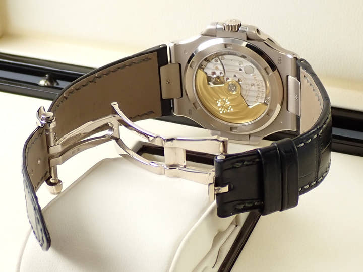 パテックフィリップ ノーチラス Ref.5711G-001 ホワイトゴールド グレー文字盤