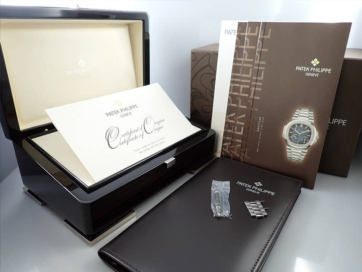 パテックフィリップ ノーチラス プチコンプリケーション Ref.5712/1A-001 ステンレススチール ブルー文字盤