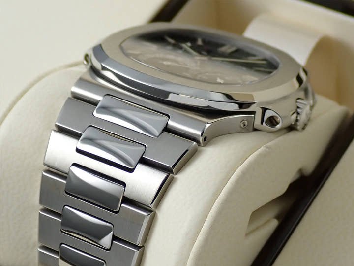 パテックフィリップ ノーチラス プチコンプリケーション Ref.5712/1A-001 ステンレススチール ブルー文字盤