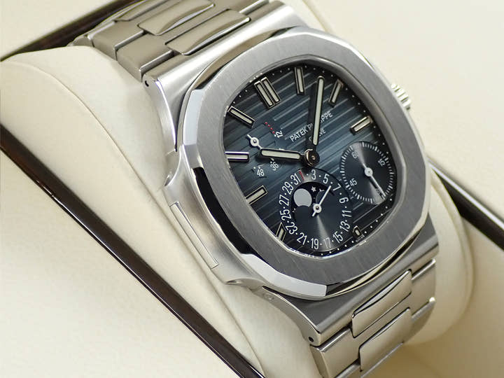 パテックフィリップ ノーチラス プチコンプリケーション Ref.5712/1A-001 ステンレススチール ブルー文字盤