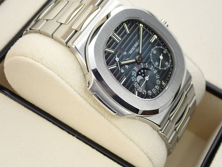 パテックフィリップ ノーチラス プチコンプリケーション Ref.5712/1A-001 ステンレススチール ブルー文字盤