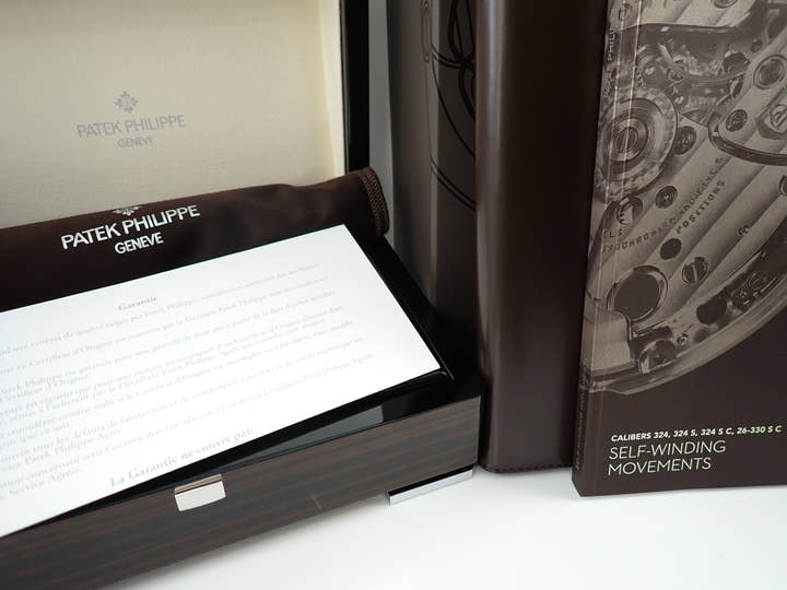 パテックフィリップ ノーチラス Ref.5711/1R-001 ローズゴールド ブラウン・ブラック・グラデーション文字盤