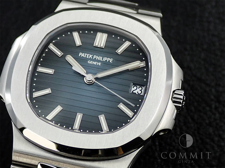 パテックフィリップ ノーチラス Ref.5711/1A-010 ステンレススチール ブルー文字盤