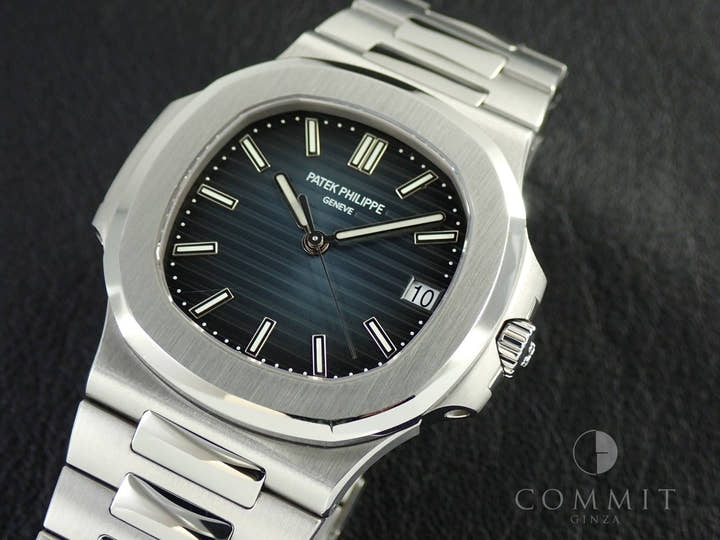 パテックフィリップ ノーチラス Ref.5711/1A-010 ステンレススチール ブルー文字盤
