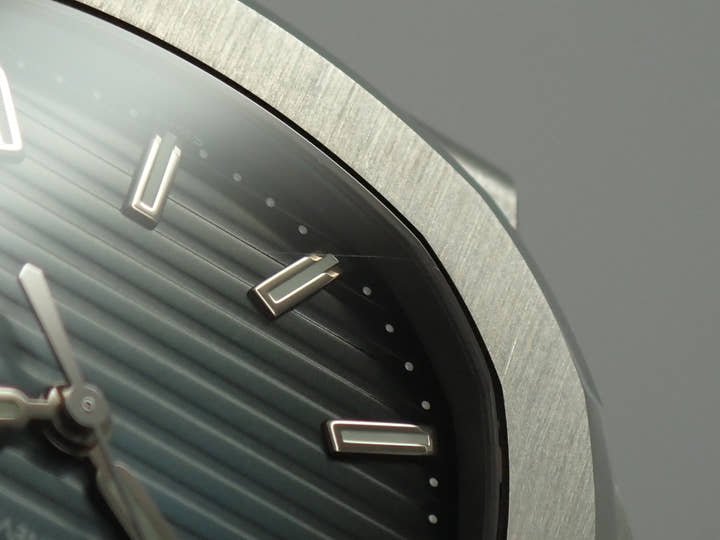 パテックフィリップ ノーチラス Ref.5711/1A-010 ステンレススチール ブルー文字盤