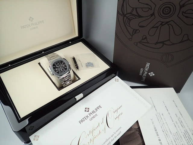 Patek Philippe Nautilus Ref.5990/1A-001 Black Gradient Dial Used nautilus-42